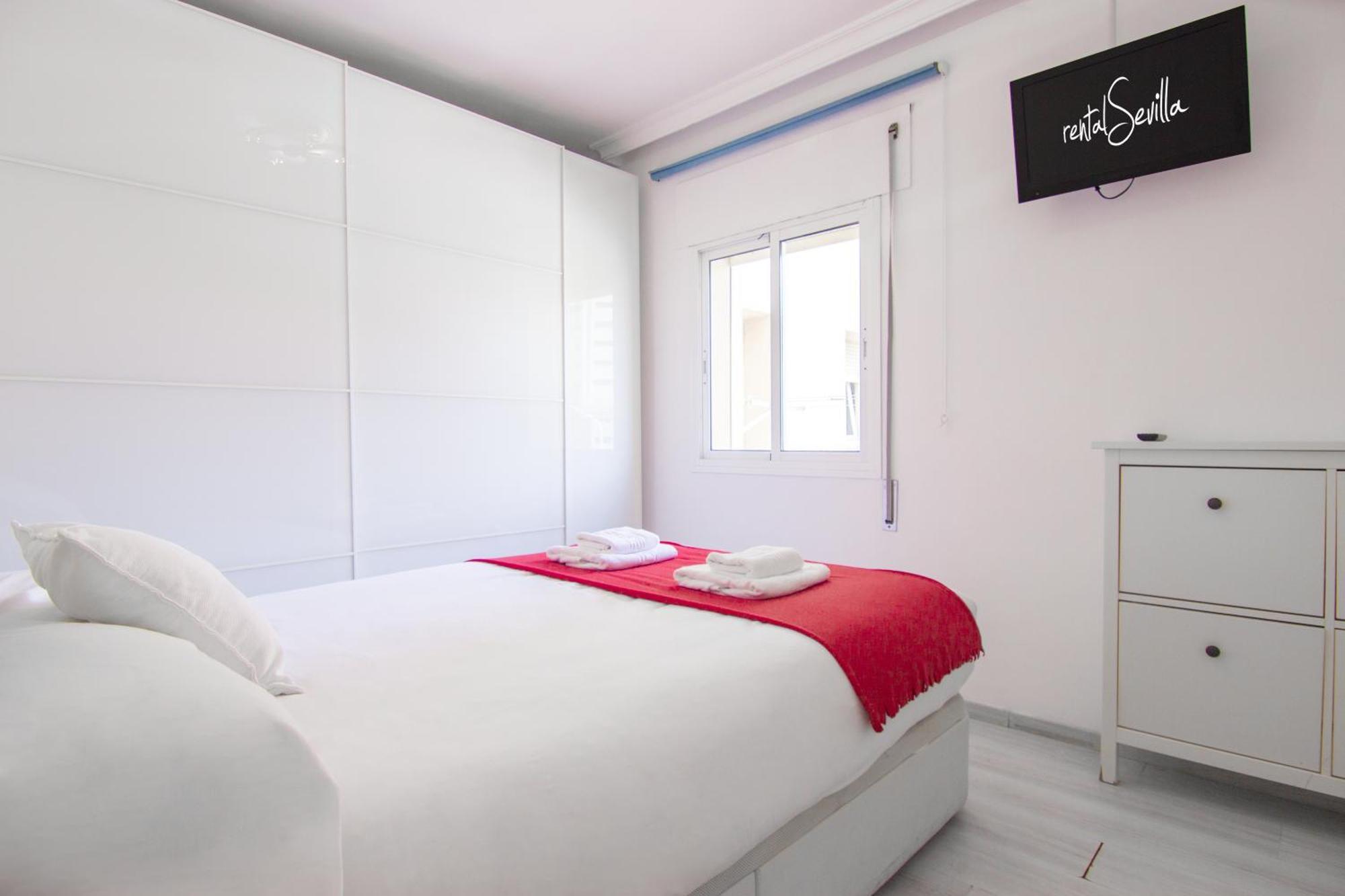 Rentalsevilla Lopez De Gomara II Luaran gambar