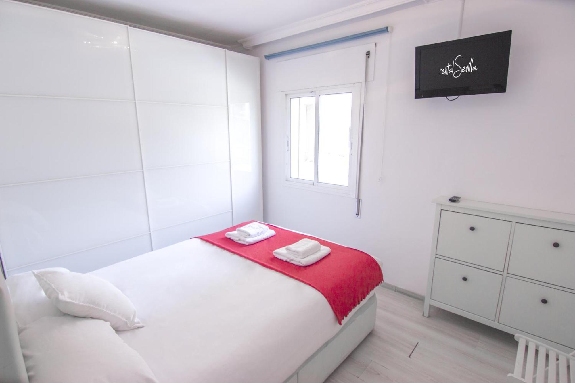 Rentalsevilla Lopez De Gomara II Luaran gambar
